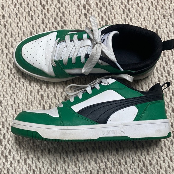 Puma Men's Green and Black Sneakers - Picture 1 of 7